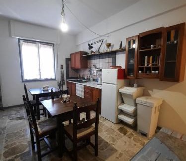 Costa-Villa House | Affittacamere San Lorenzino