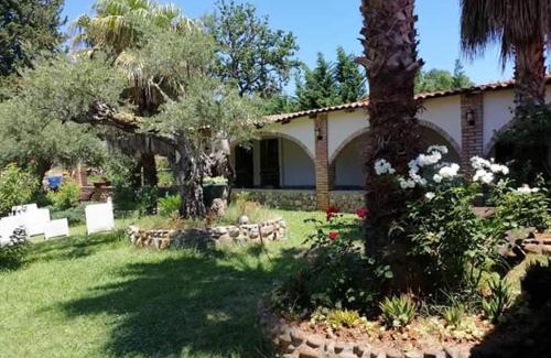 Scalea House | Affittacamere Villa Brazzano