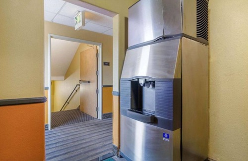 Lakewood House | Affordable and dependable accommodations in Lakewood