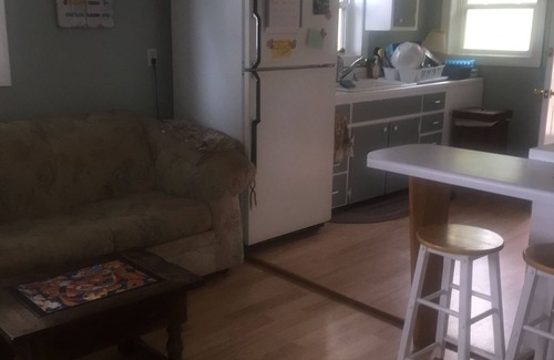 Penhook Cottage | Affordable Cottage in a Quiet Cove on Beautiful Smith Mountain Lake.