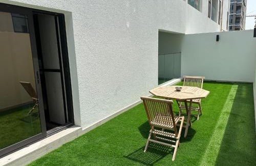 Al Satwa Hotel | Affordable Luxury Capsule Bed in Downtown Dubai Near Metro