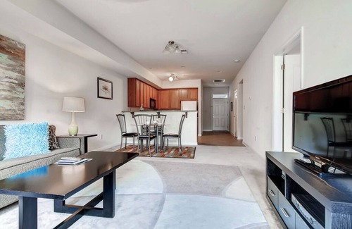 Princeton Meadows Apartment | Affordable Plainsboro Stay! Close to Trader Joes & Whole foods