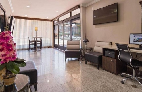 Hollywood Hotel | Affordable & Relaxing Stay Minutes from Iconic Hollywood Spots
