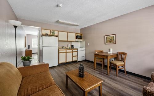 Greenville Hotel | Affordable Suites Greenville
