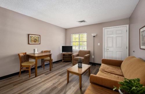 Greenville Hotel | Affordable Suites Greenville