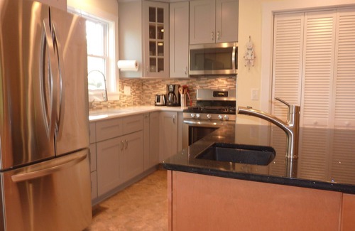 Afton House | Afton Station Cottage -Beautifully Renovated Blue Ridge Scenic Historic Setting