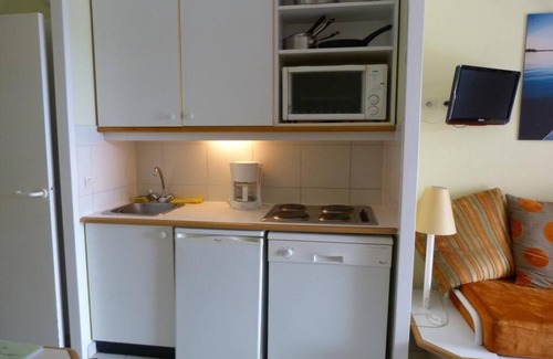 Cap Esterel Apartment | Agay Cap Esterel, 1st floor sea view, air conditioning, 4 persons, v. owner