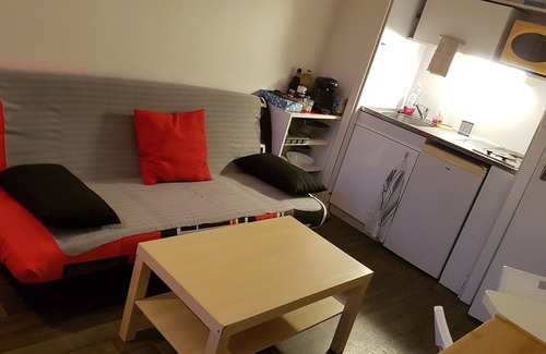 Merignac Apartment | Agréable Studio Lumineux Bordeaux Proche Toutes Commodités Tram A à Pied