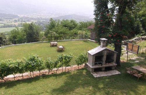 Prati Meriggi Apartment | Agriturismo Ai Ronchi