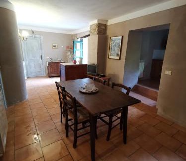 Giuncugnano House | Agriturismo Cilla