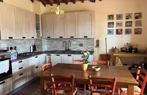 Casale Marittimo House | AGRITURISMO FATTORIA PODERE I LUOGHI
