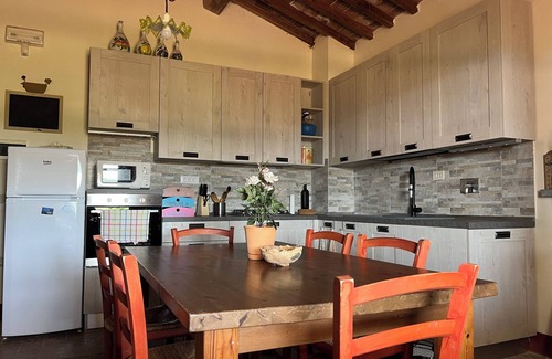 Casale Marittimo House | AGRITURISMO FATTORIA PODERE I LUOGHI