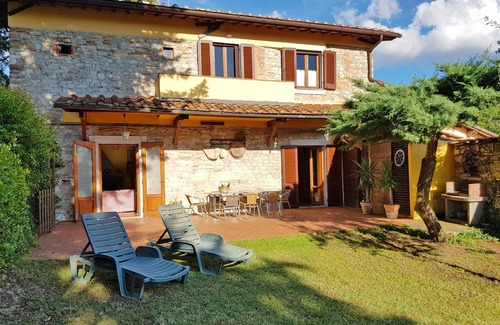 Rignano sull'Arno Villa | AGRITURISMO in FLORENTINE HILLS-CHIANTI. 100% Travelers Recommend.