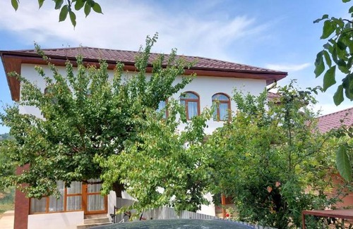 Niculitel House | Agropensiunea Olteanu