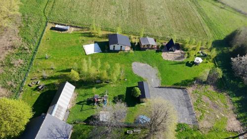 Mirsk House | Agroturystyka Polana Giebułtów obok Świeradowa i zamku Czocha, domki przyjazne rodzinom z dziećmi