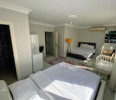 Arnavutkoy Bed & Breakfast | Ahmed Teacher's hotel, including breakfast, closest to the airport