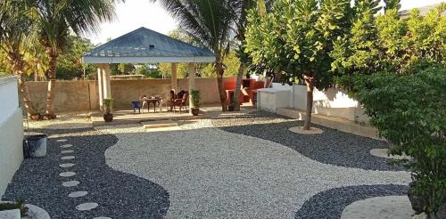 Alcoy House | Ahoyinn