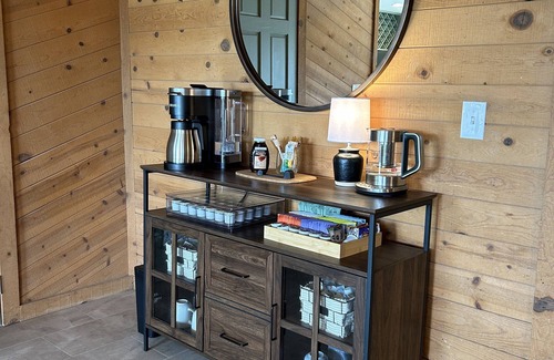 Ahwahnee Cabin | Ahwahnee House of Miracles - Minutes from Yosemite National Park