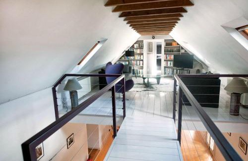 Selkirk House | Aikwood Tower