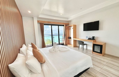 Gulhi Hotel | AIMI Beach, Gulhi Island, Maldives