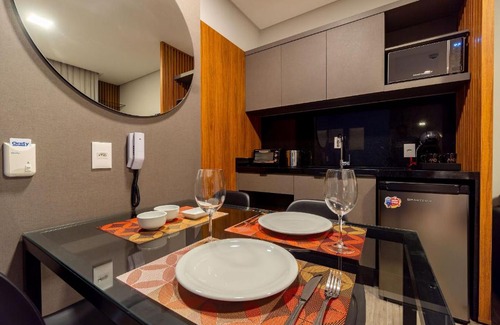 Centro Apartment | AION suítes 103 - Compacto e luxuoso Loft - Rooftop com piscina e academia - À poucos passos da praia