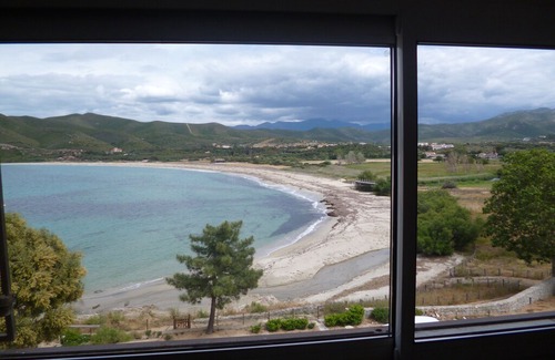 Lozari Apartment | Air-conditioned 5-bed apartment on Lozari beach 7 km from Ile-Rousse
