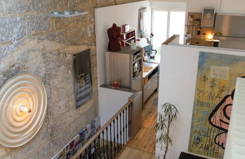 Bordeaux City Centre Apartment | Air-conditioned duplex loft in the heart of Bordeaux