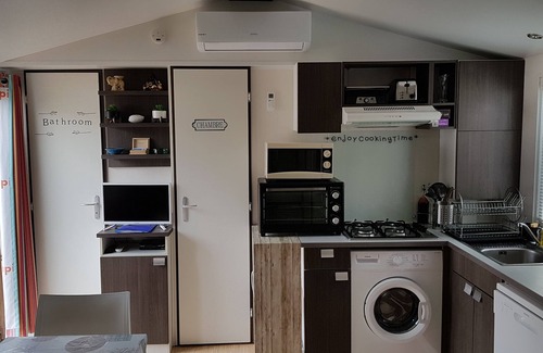 Vic-la-Gardiole House | Air-conditioned Mobile home - TV - 3 rooms near the Mediterranean Sea