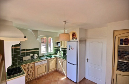 Espero-Pax Villa | AIR CONDITIONED VILLA WITH 4 BEDROOM POOL AND GARDEN - SEA VIEW