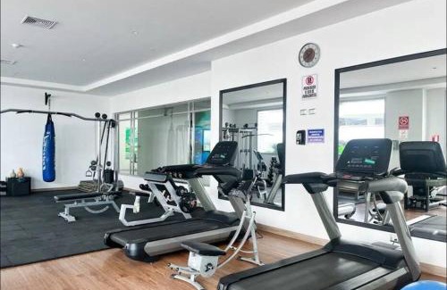 Puerto Santa Ana Apartment | Airbnb Guayaquil, Puerto Santa Ana, Parking