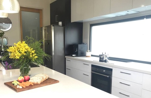 Aireys Inlet House | Aireys Inlet heated Pool Side bliss