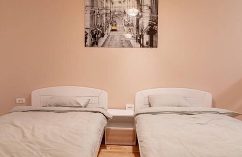 Surcin Hotel | AirMi Hotel