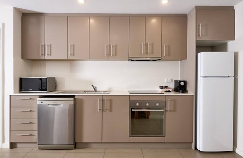 Redcliffe Apartment | Airport Apartments by Vetroblu