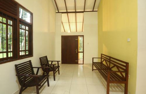 Ekala Villa | Airport Serenity Villa