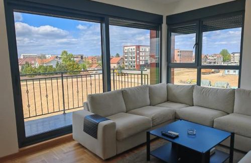 New Belgrade Apartment | Airport sunset apartment