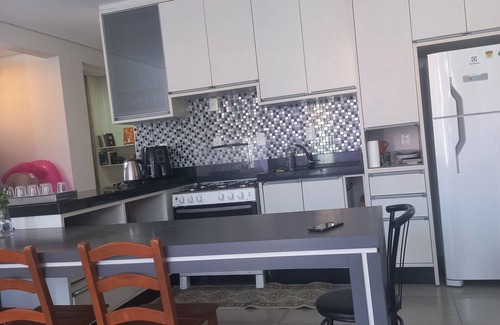 Porto Belo House | Airy and cozy house in Porto Belo with pool and hot tub