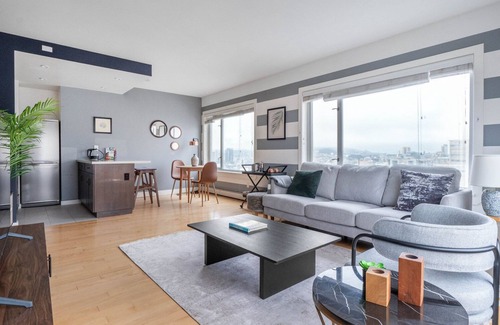 Lower Nob Hill Apartment | Airy Nob Hill 1BR w/Sauna + Gym, near Union Sq by Blueground