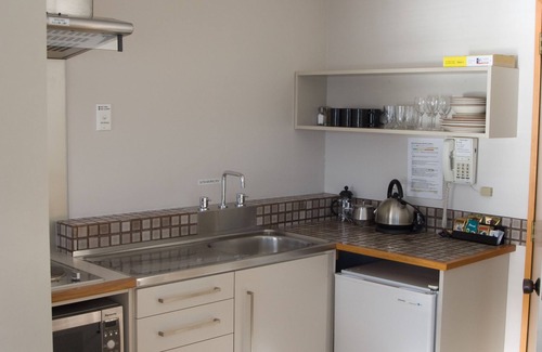 Akaroa Hotel | Akaroa Waterfront Motels