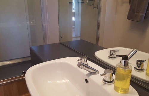 Akaroa Hotel | Akaroa Waterfront Motels