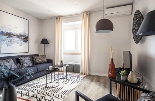 Santo Condestavel Apartment | Akicity Ourique Grey