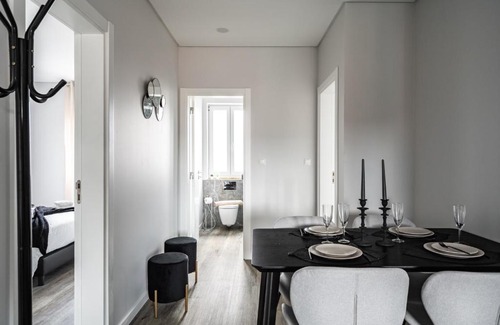 Santo Condestavel Apartment | Akicity Ourique Grey