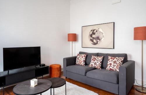 Santo Condestavel Apartment | Akicity Ourique Rose