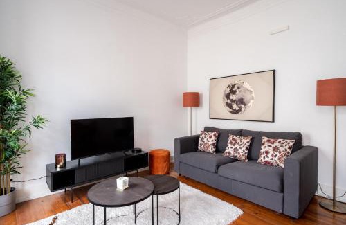 Santo Condestavel Apartment | Akicity Ourique Rose