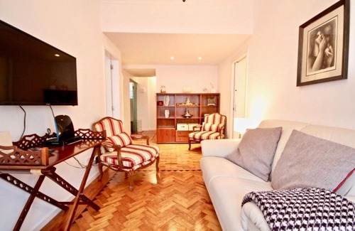 Santo Condestavel Apartment | Akicity Ourique Targa