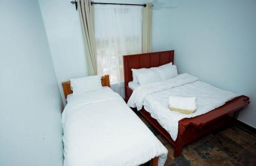 Mwanga Apartment | Akupu Home-Kilimanjaro view, 8pax,Breakfast