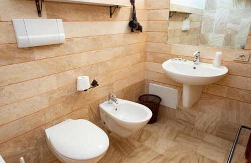 San Teodoro City Centre Hotel | AL FARO VINTAGE HOTEL -SPIAGGIA LA CINTA-SAN TEODORO