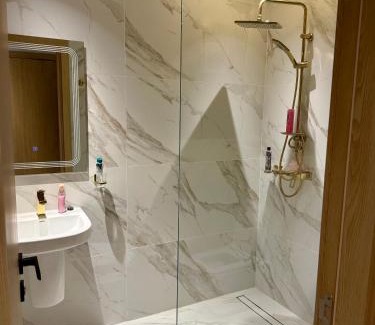 Seeb Apartment | Al Furat Apartment