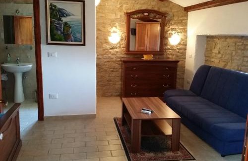 Krasica Bed & Breakfast | al Merlo Olivo, rural istrian house