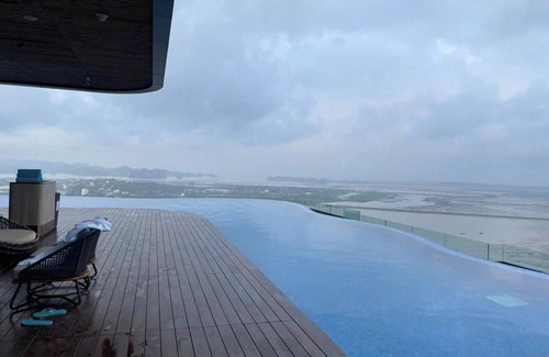 Ha Long Apartment | Alacarte Ha Long Bay-Ocean Suite with beautiful view of World Heritage Wonder.