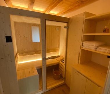 Sopramonte Apartment | Alaska House Suite Bering - sauna and relax